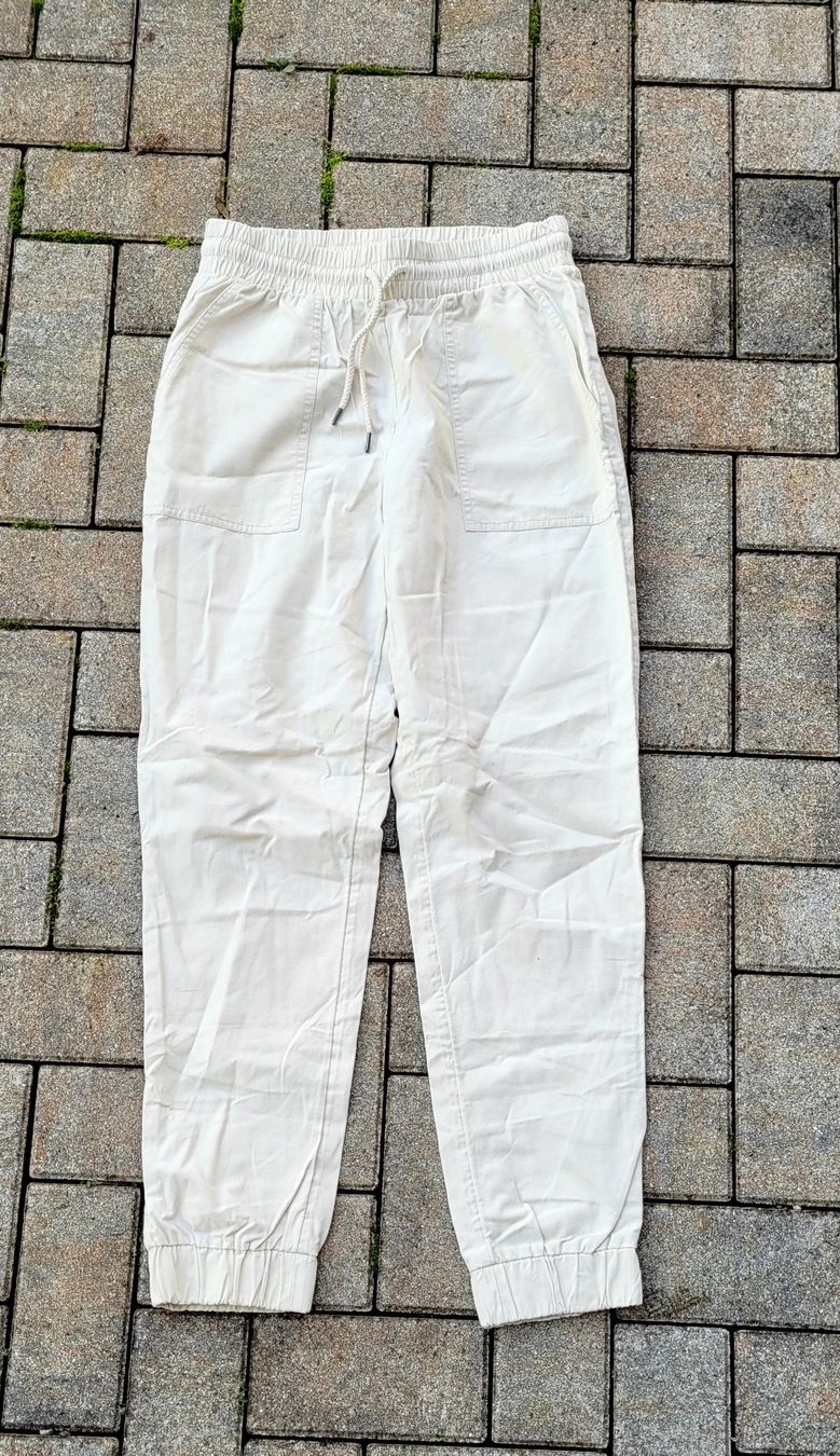 Stradivarius Pantaloni: Bequeme Chiller Hose Gr. M Stradivarius – Usato da Füllinsdorf venduto da Sunnebliemli7 2