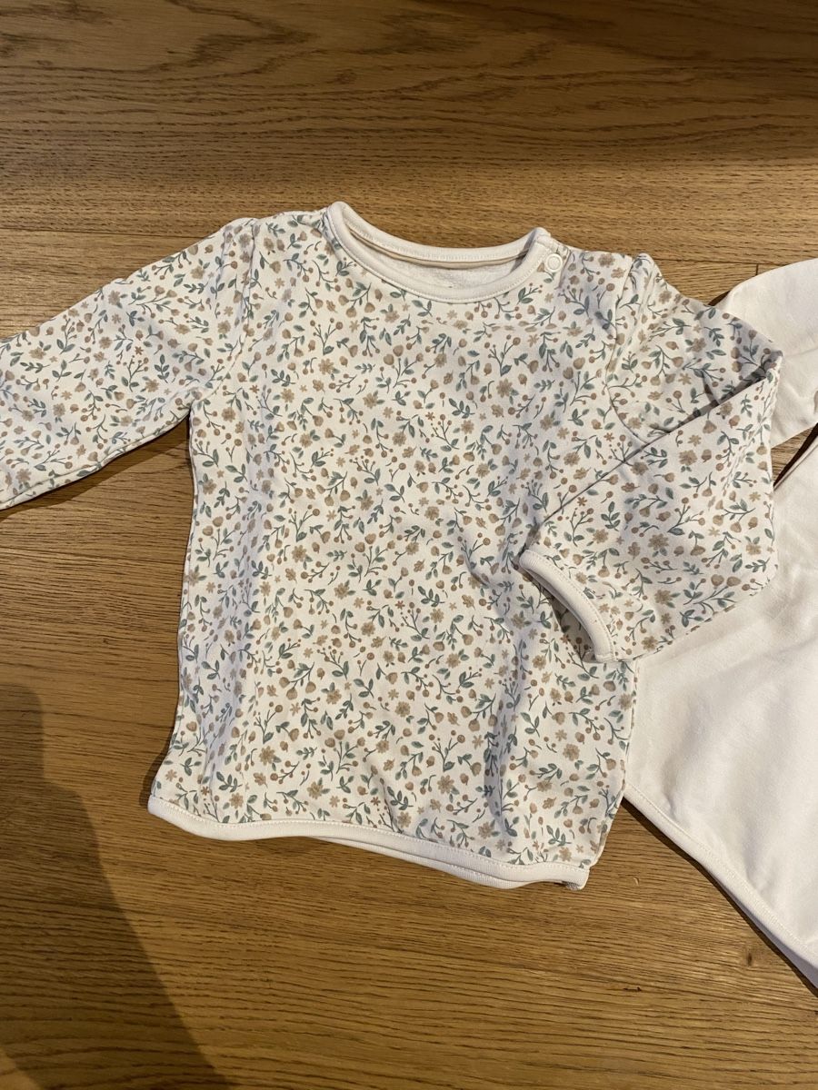 Maglioni & Felpe: 2 Pullover (neu) grösse 74 – Usato da Hohentannen venduto da Hawaii29 2