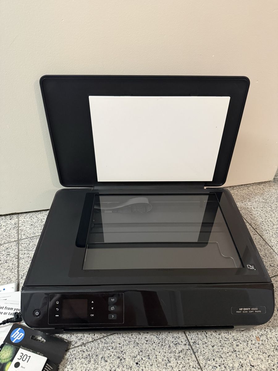 Hewlett Packard Drucker: HP ENVY 4500 Multifunktionsdrucker Drucker Scanner Kopierer – Gebraucht aus Belp von Zeyzey09 1