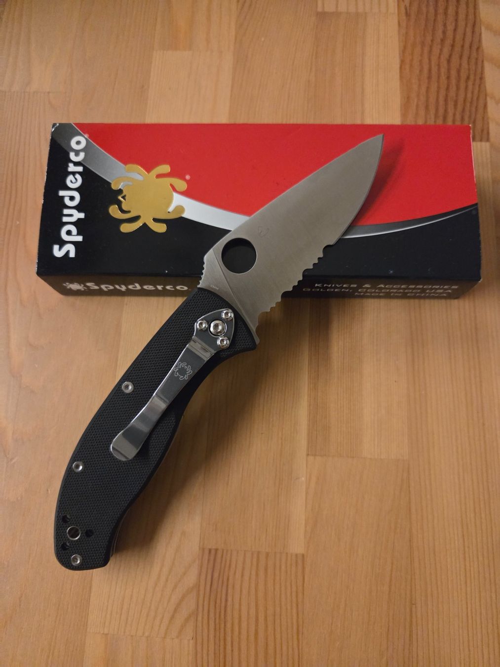 Spyderco Couteaux de poche: Spyderco Tenacious – Neuf avec emballage d'origine à Pailly par John_111 2