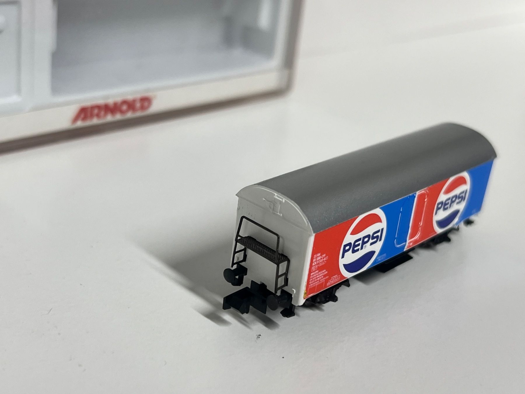 Arnold Modellini di ferrovie: Spur N Pepsi Arnold – Usato da Geroldswil venduto da TopTrain54 3