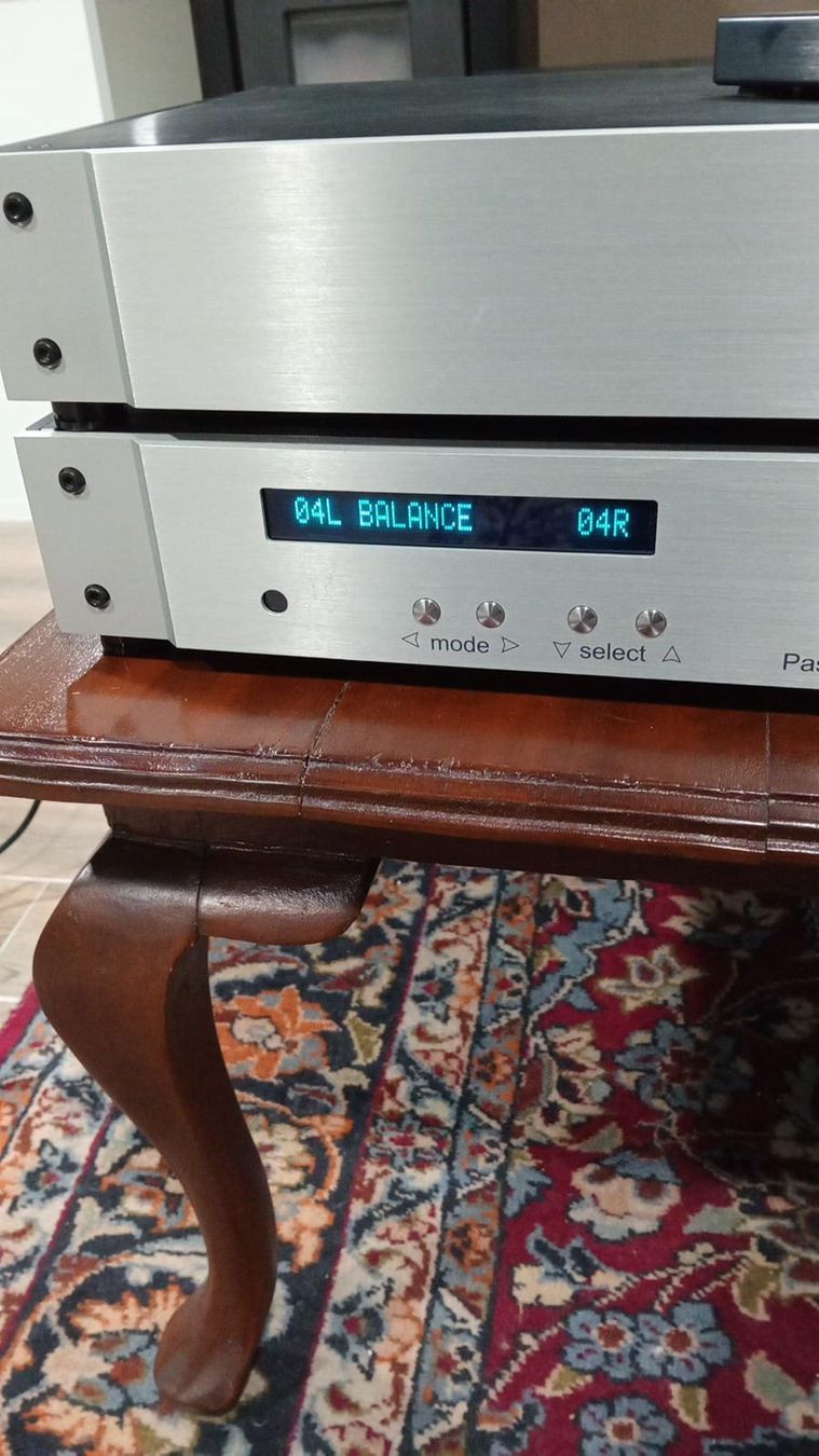 Pass Amplificatori: Pass Labs X1 Preamplifier with its Separate Power Supply – Nuovo (secondo la descrizione) da St-Cergue venduto da per_6cx5 1