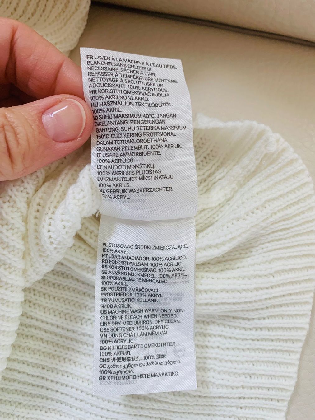 H&M Pulls & Sweat-shirts: H&M Mid-season crop pullover 38/M – D'occasion à Zürich par Angela_Fashion_Lover 3