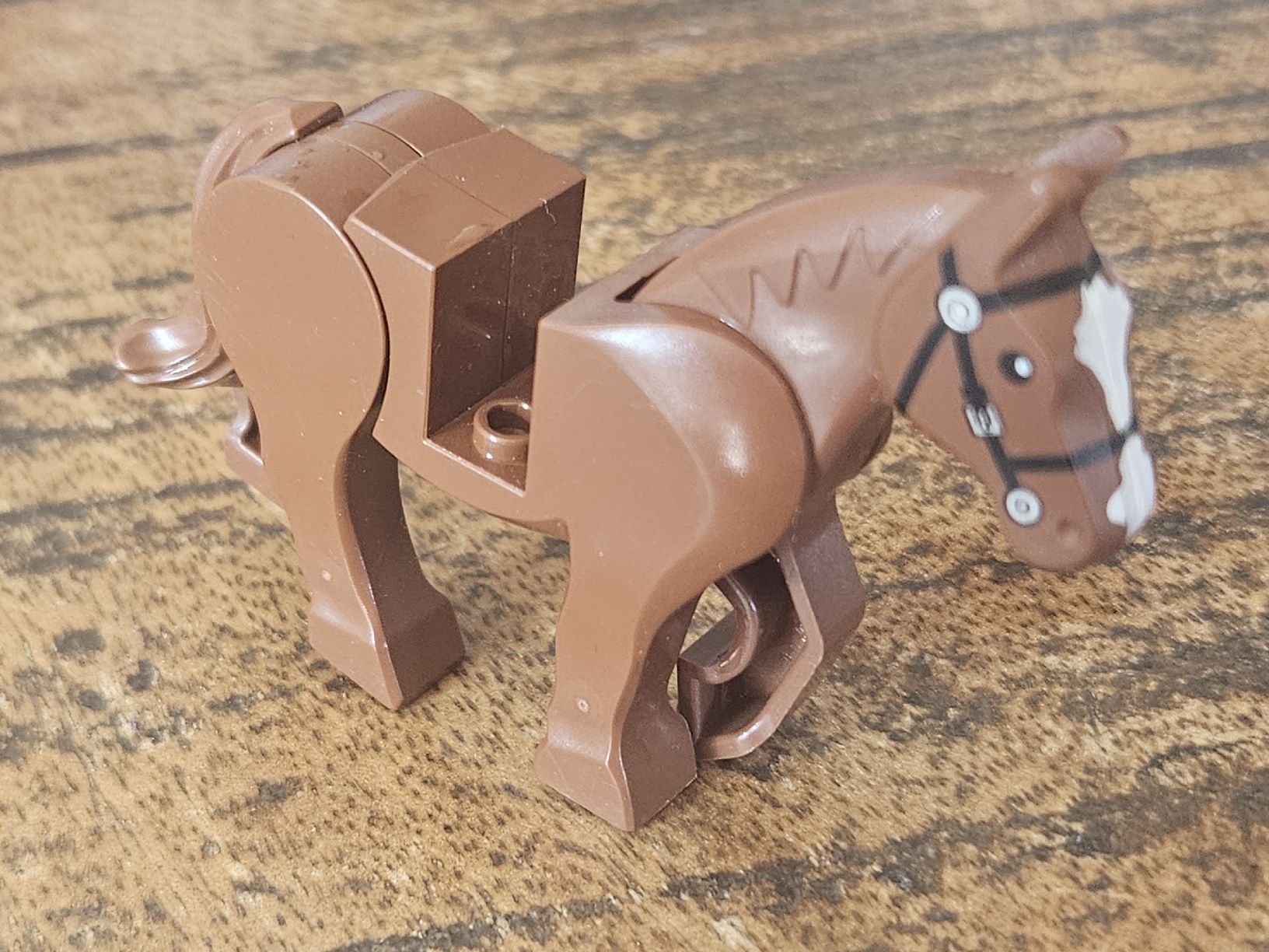Lego Jeux de construction: lego Reddish Brown Horse, 10352c01pb01 – D'occasion à Confignon par Ecrofigs 2