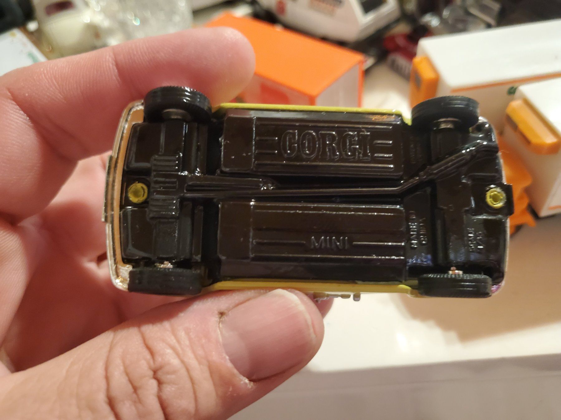 Corgi Toys Modellini d'auto: Mini von Mr. Bean Corgi Toys – Usato da Balsthal venduto da redcarpet 4