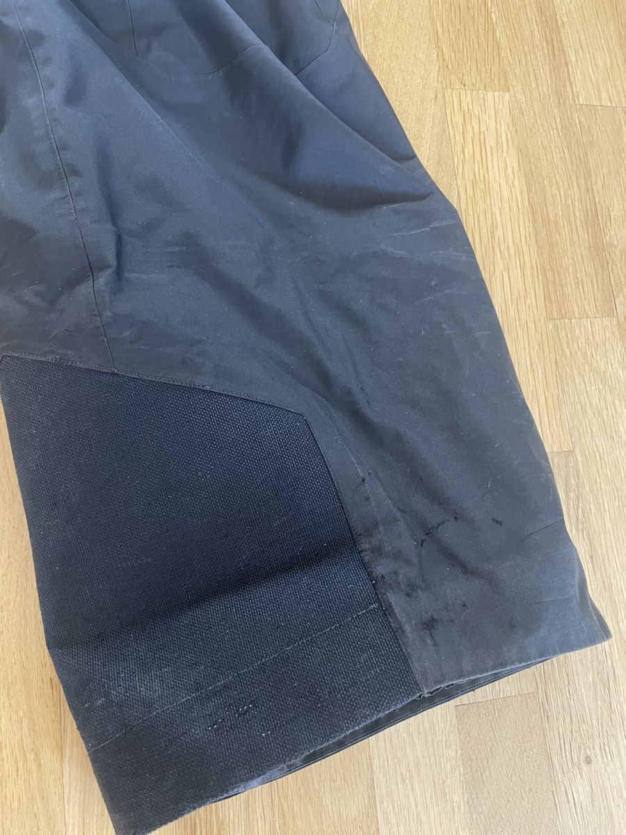 Arcteryx Pantaloni: Arcteryx Sabre Pants XL – Usato da La Tour-de-Peilz venduto da pittetale 1