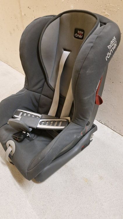 Britax Römer Kindersitz ISOFIX 3