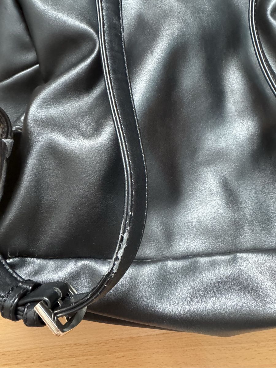Rucksäcke: Guess Rucksack mit Rosen – Gebraucht aus Bettlach von valishop 3