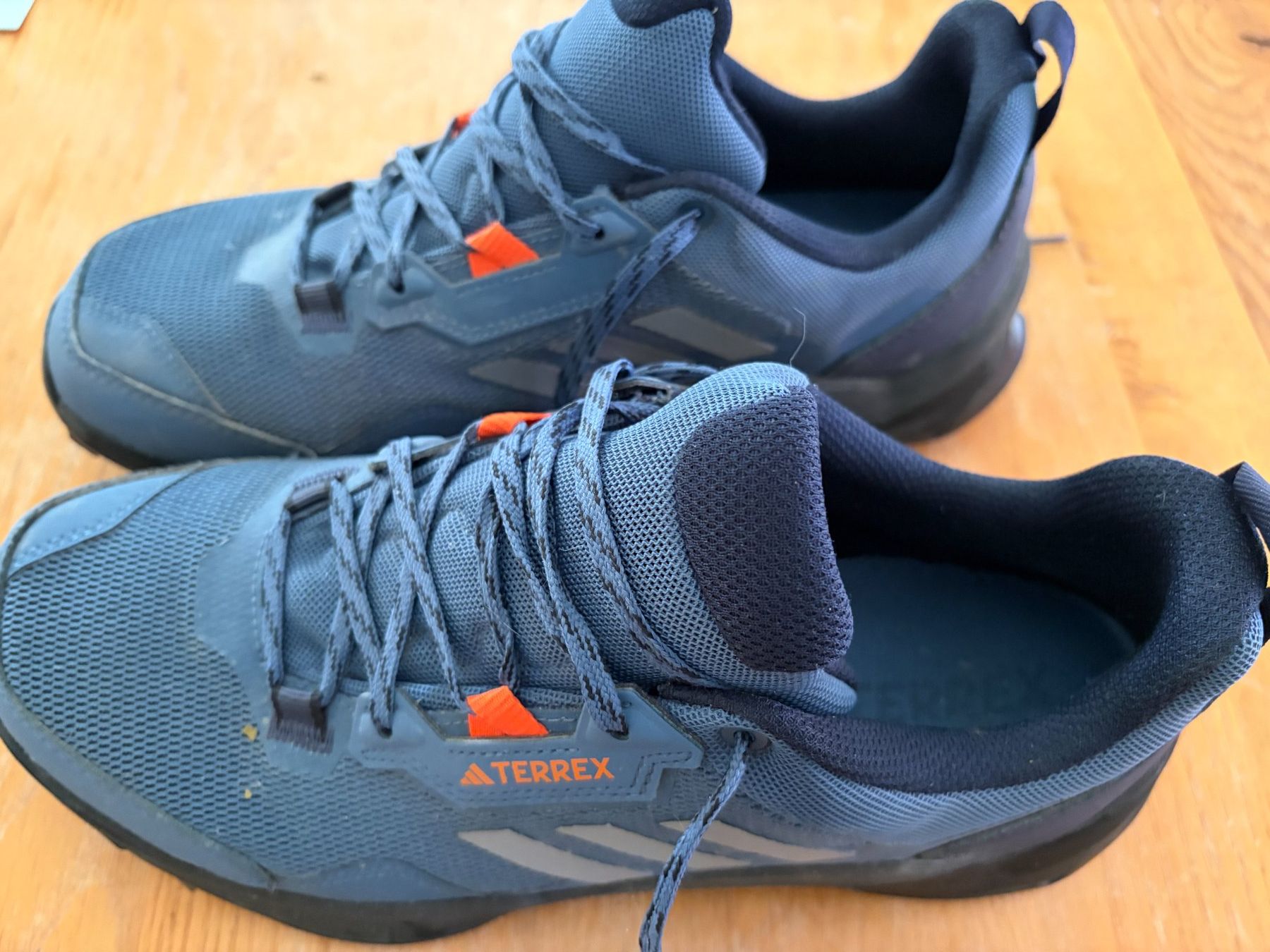 Chaussures hommes: Adidas Terrex Trekkingschuhe 43 1/3 / Continental Sohle – D'occasion à Iffwil par Roland_h 1