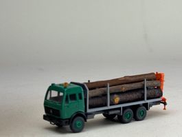 EB- Roskopf Mercedes Holztransporter mit Ladung und Ladekran