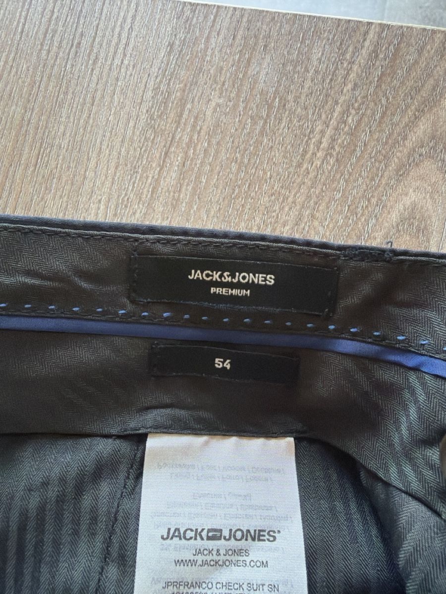 Costumes: Ganzer Anzug Jack&Jones Premium – Neuf (Voir description) à Willisau par Ayumi159 3