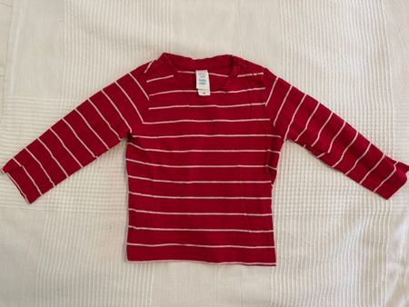 Baby Club Langarmshirt rot gestreift Grösse 86 getragen