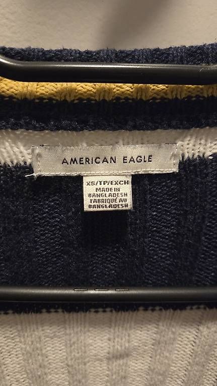 American Eagle Pullover & Sweatshirts: Croptop Strickpullover, XS/34 – Gebraucht aus Bern von nigq 1