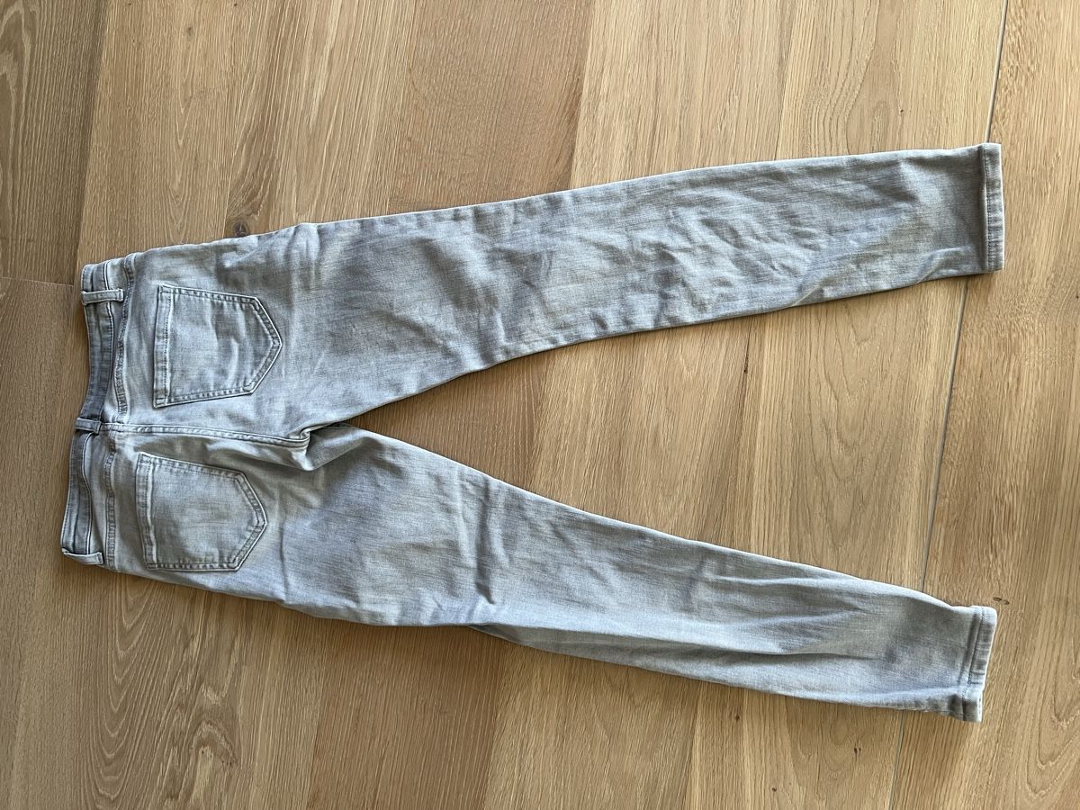 Hallhuber Jeans: Hallhuber Jeans grau. Gr. 36 – Usato da Aarberg venduto da Polo_rb 1
