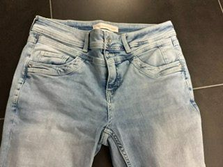 Jeans: Street One Sommer Jeans 28/26 – Gebraucht aus Gommiswald von Anika6 1