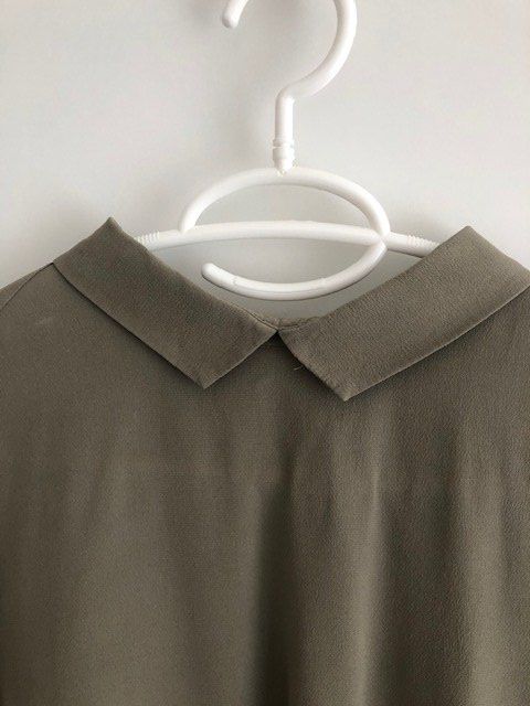 Blusen: Elegante Bluse, FFC, 40, 51% Seide, taupe – Gebraucht aus Hünenberg See von dustein 2