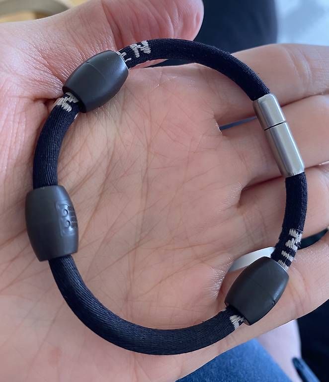 Bracciali & Braccialetti: Original Nikken Magnetarmband  schwarze Edition – Usato da Zürich venduto da emw_cpq8