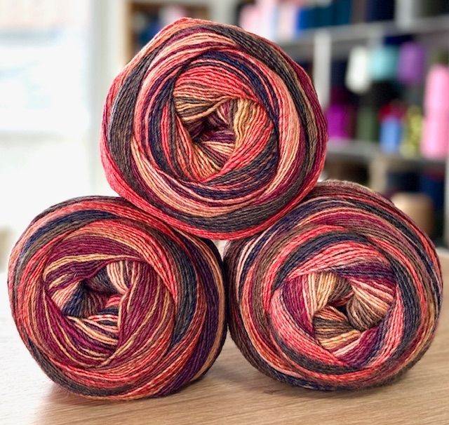 Lana: Strickwolle Farbverlauf 3 Knäuel 600g – Nuovo (secondo la descrizione) da Plons venduto da Zimpfer 4