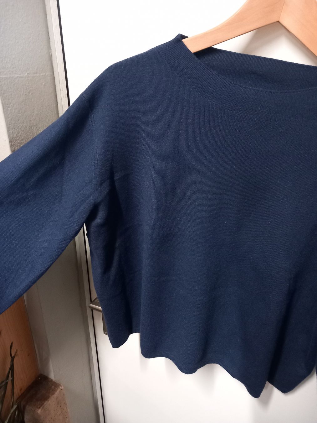 Maglioni & Felpe: Nümph Crop-Pullover Gr.L, marine, top Zustand, Viscose-Mix – Nuovo (secondo la descrizione) da Gwatt (Thun) venduto da umwelt-brocki 3