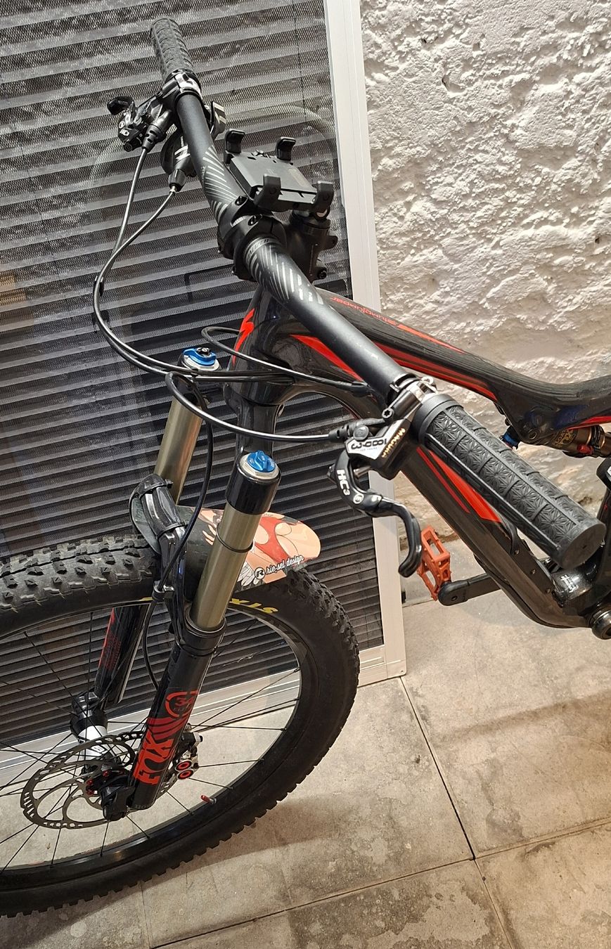 Specialized Vélos: Fully SPEZIALIZED Stumpjumper FSR – D'occasion à Salmsach par indominik 1