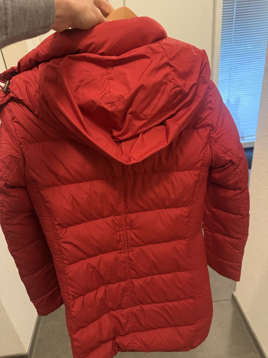 Giacche: Burberry Brit Down Jacket Red Hooded Puffer Coat – Usato da Muttenz venduto da nov_2py2 2