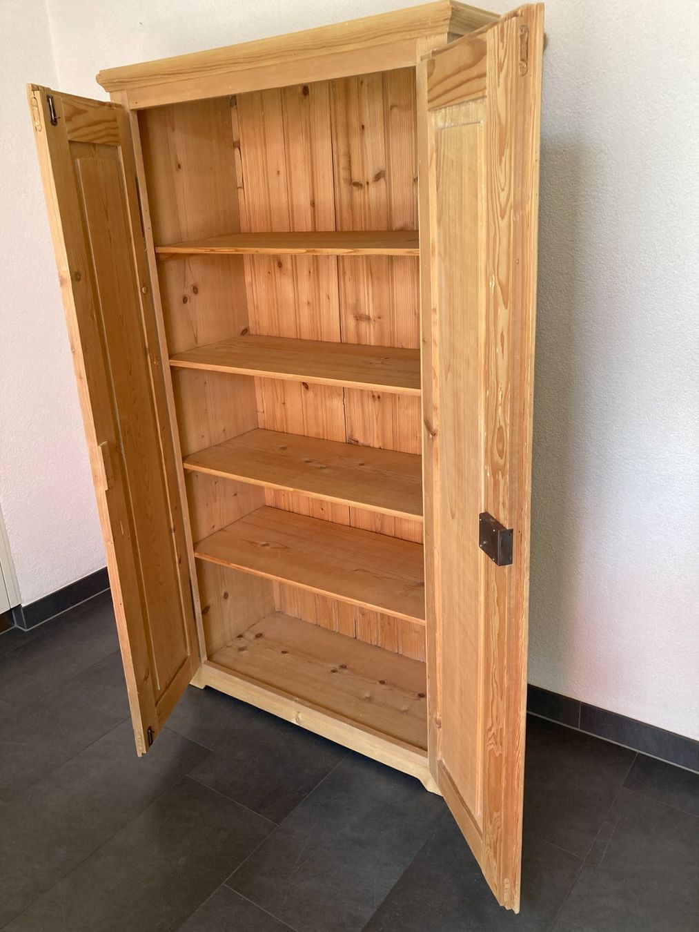 Armoires: Antiker Kasten – D'occasion à Wil SG par Pin05 3