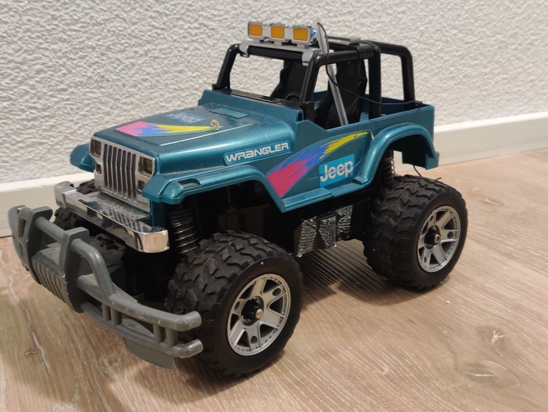 Nikko Modellismo RC: Jeep® Wrangler RDC-16070BC – Usato da Erstfeld venduto da Bini-CH