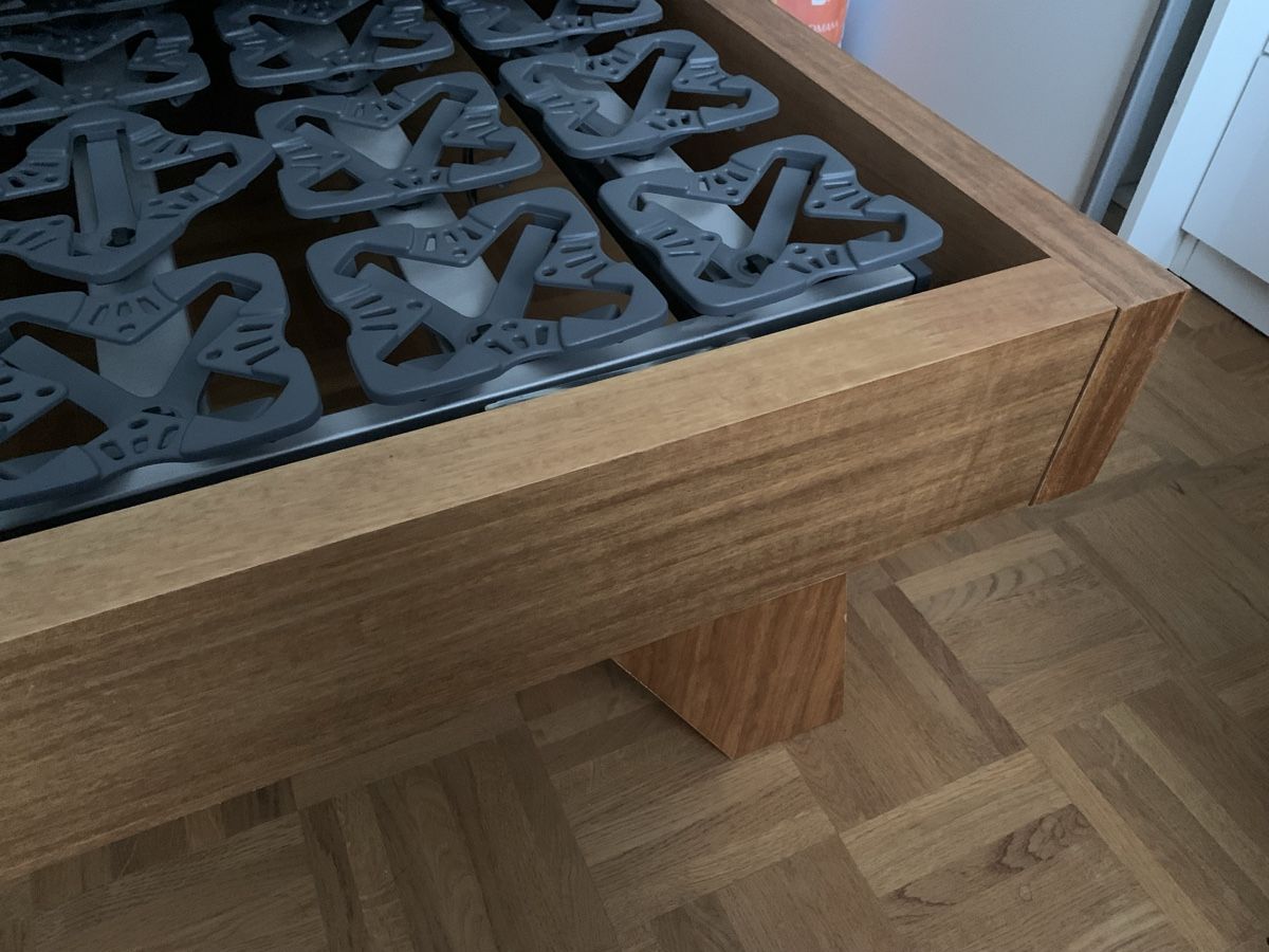 Betten: Holzbett mit Tellerrost 180x200 cm – Gebraucht aus Gontenschwil von Holdrio98 2
