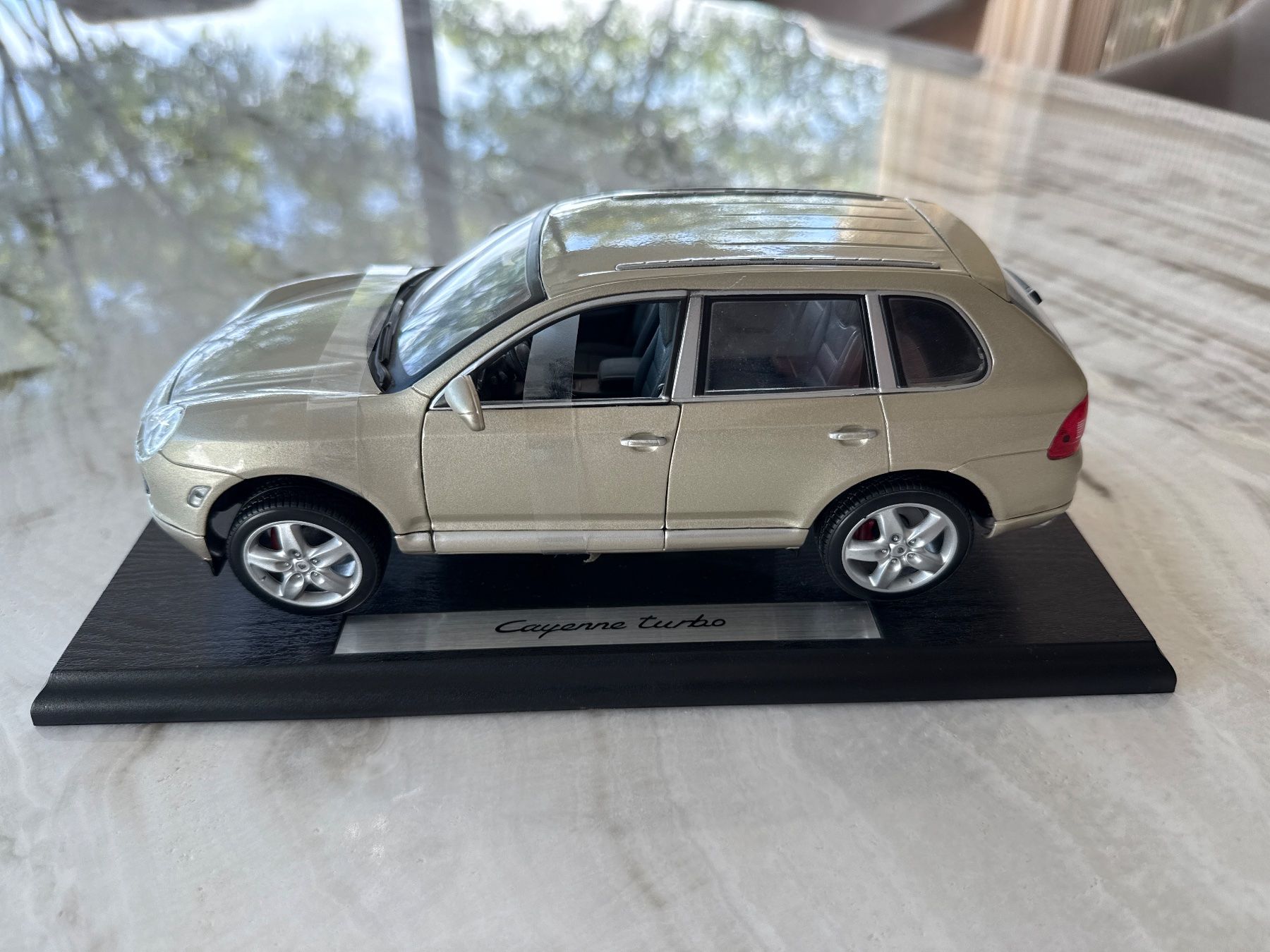 Porsche Modellini d'auto: PORSCHE CAYENNE TURBO MODEL AUTO – Nuovo (secondo la descrizione) da Zürich venduto da SWKA