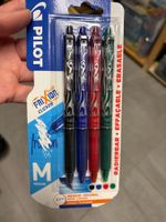 Lot de 4 stylos FriXion Pilot effaçables neufs