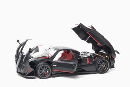 1:18 Pagani Zonda F, Gloss Carbon Black Almost Real