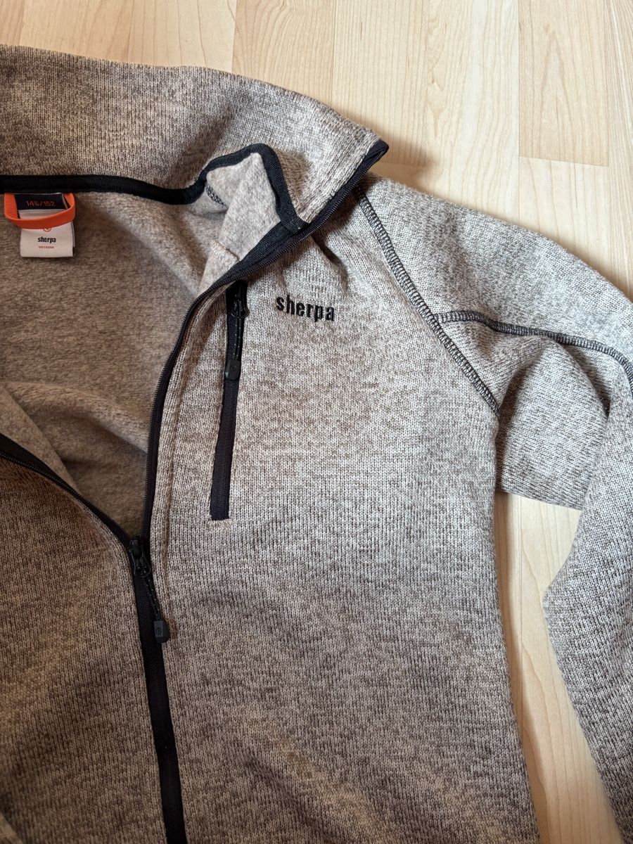 Sherpa Jacken: Jäckli | Sherpa | 146/152 | neu – Neu (gemäss Beschreibung) aus Jegenstorf von vanisaem 1