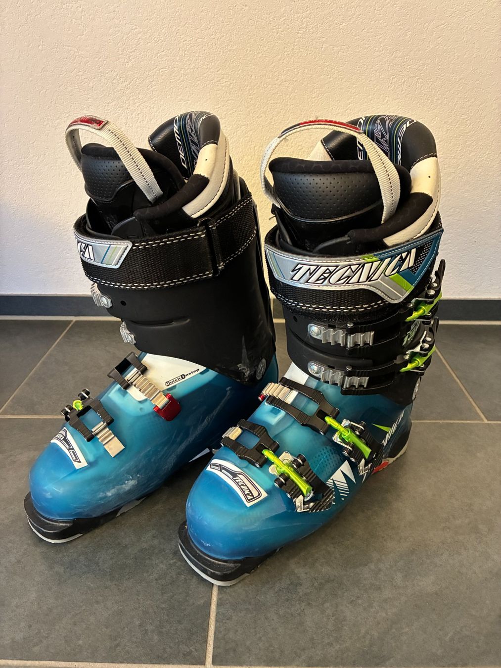 Tecnica Scarpe da uomo: Skischuhe Tecnica Demon 130 – Usato da Wangen ZH venduto da Beenee71