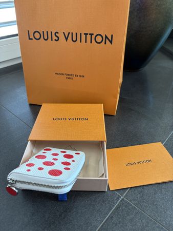 Louis Vuitton x Kusama Zippy Portemonnaie