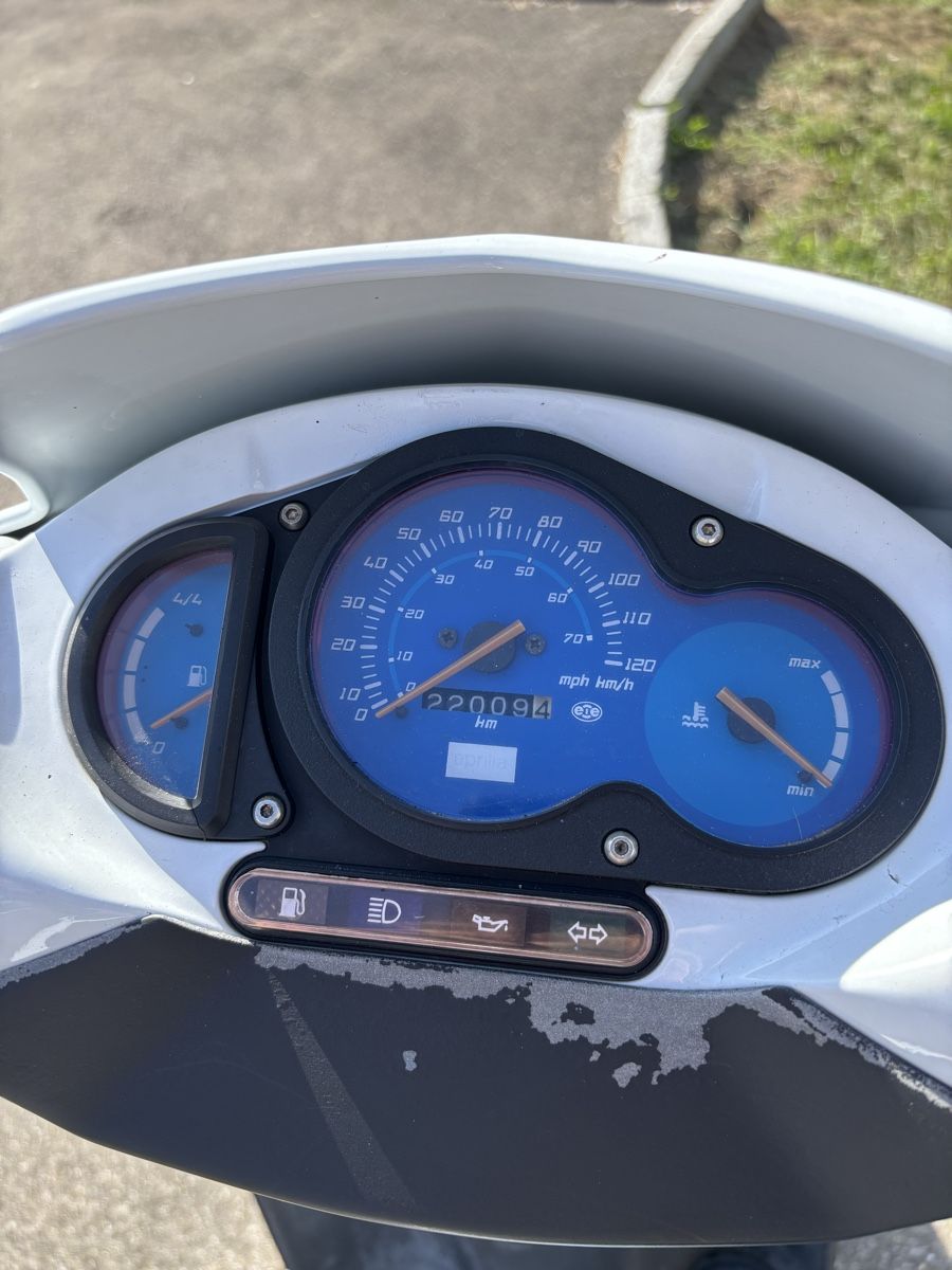 Aprilia Scooter: Aprilia Sr 50 – Usato da Ipsach venduto da seb_2p9q 6