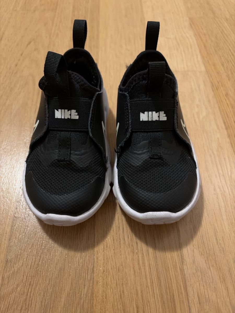 Nike Scarpe per ragazzi: Schuhe Nike 23.5 – Usato da Regensdorf venduto da Branca990 2