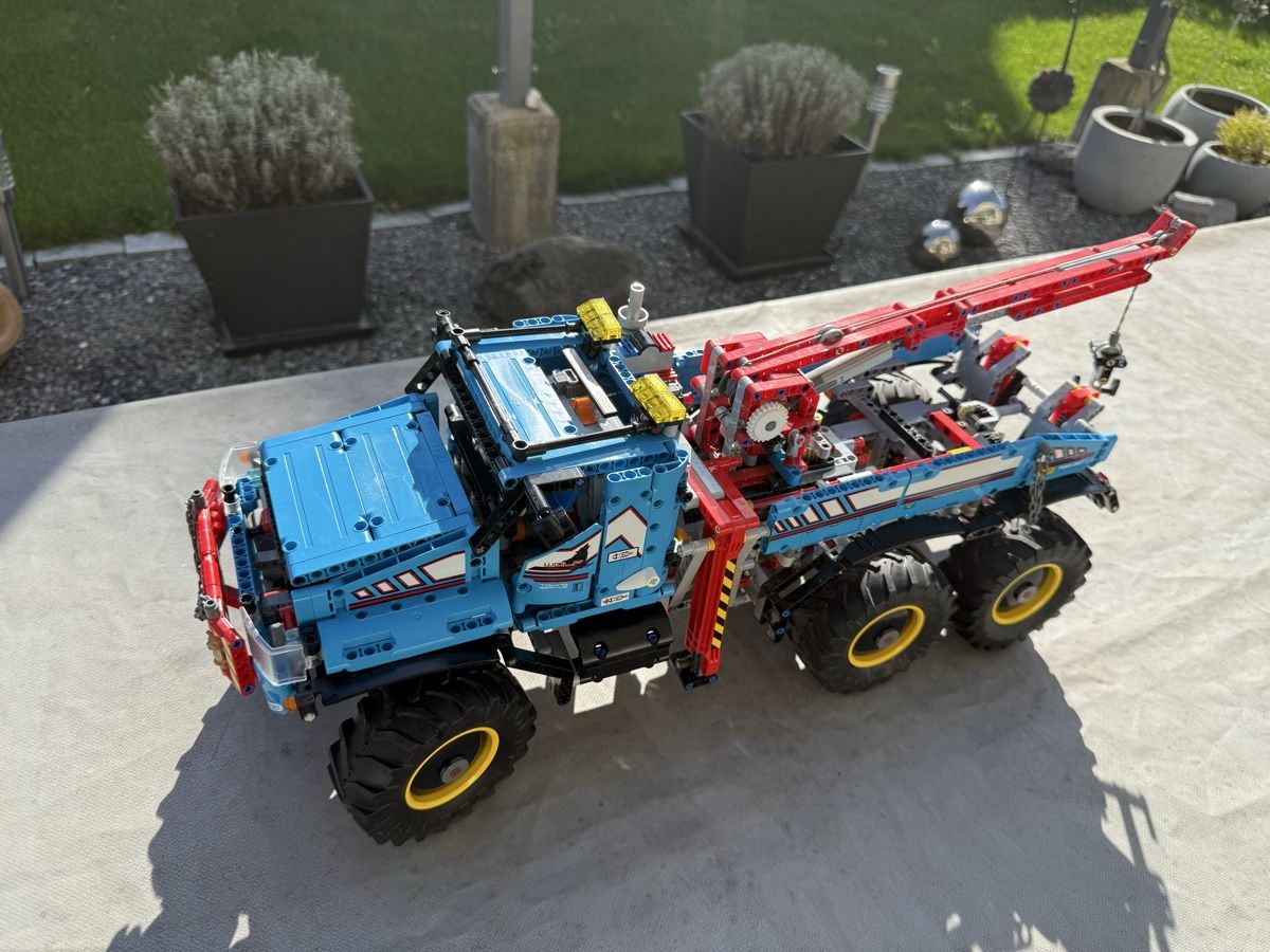 Lego Giocattoli: LEGO Technic 6x6 All Terrain Abschleppwagen – Usato da Pfyn venduto da thi_rs87 5