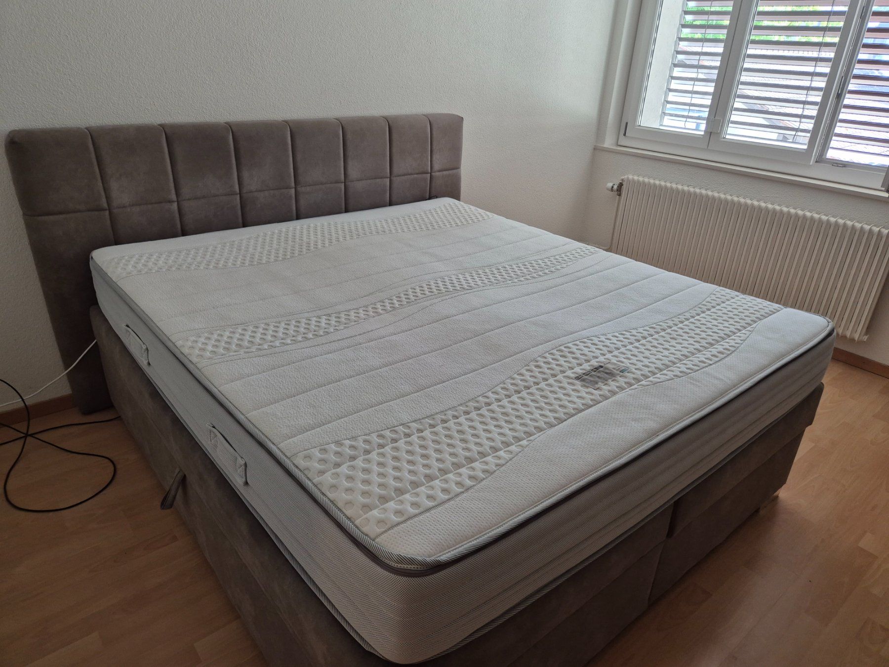 Micasa Betten: Boxspringbett 180x200 cm – Gebraucht aus Reiden von phi_j9gh