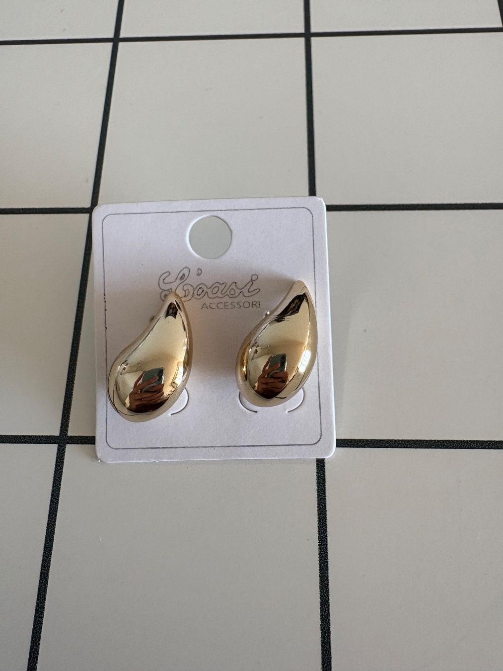 Orecchini pendenti & Orecchini a lobo: Small Drop gold earrings – Nuovo e nell'imballaggio originale da Zürich venduto da cla_y52m