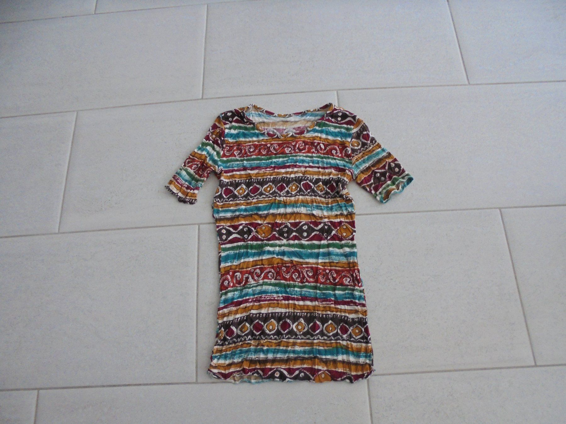 T-shirt: SHIRT GR. XS – Usato da Rotkreuz venduto da Samballi