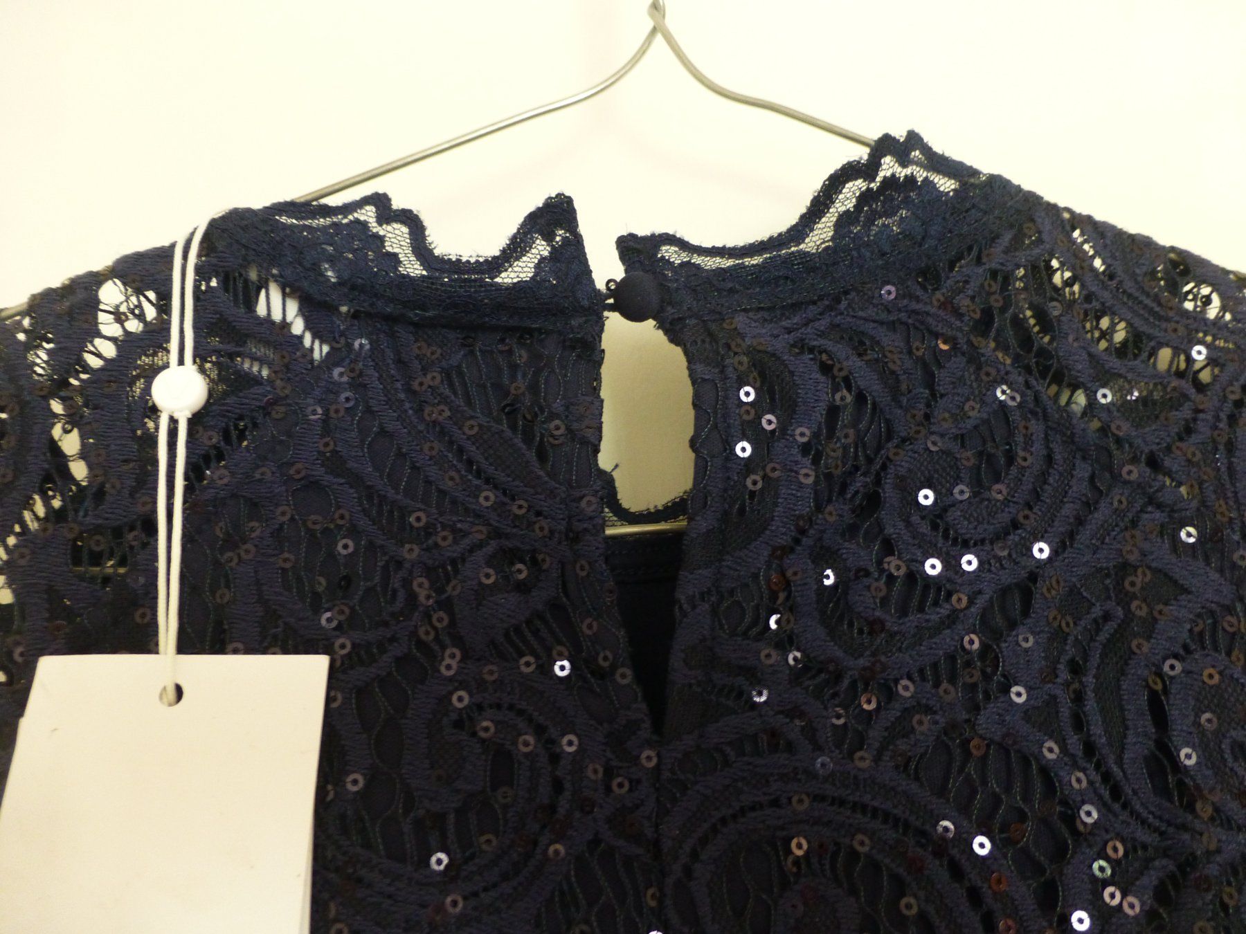Vila Vestiti: Vila Ballkleid dunkelblau 34 – Nuovo (secondo la descrizione) da Zürich venduto da Betula11 5