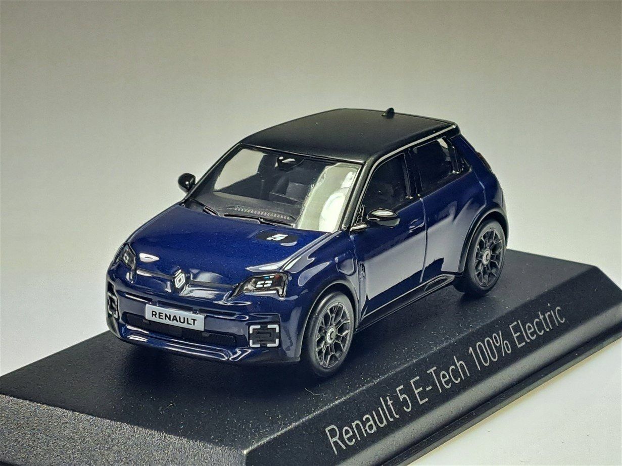 Renault Modellini d'auto: Renault 5 E-Tech Electric seit 2025 dunkelblau met. /schwarz – Nuovo e nell'imballaggio originale da Gerlafingen venduto da espero88