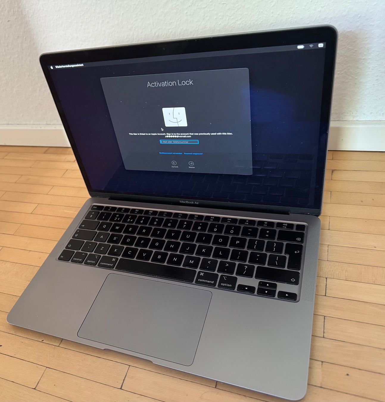 Apple Notebook: MacBook Air 13 Zoll – Difettoso da Adliswil venduto da Busys
