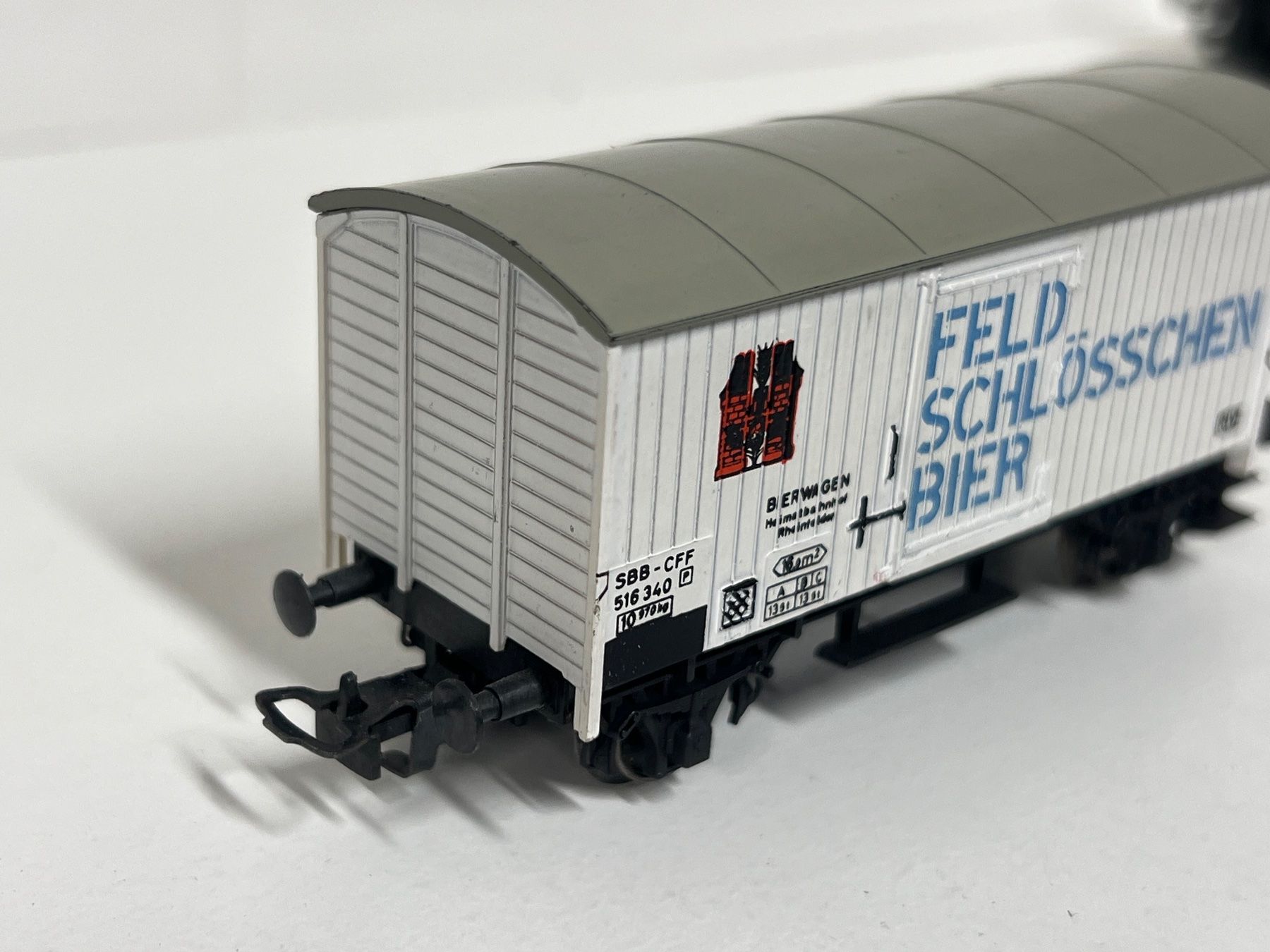 Liliput Trains électriques: Liliput Feldschlösschen Bier   SBB H0 AC – D'occasion à Neuenhof par ludovicco 3