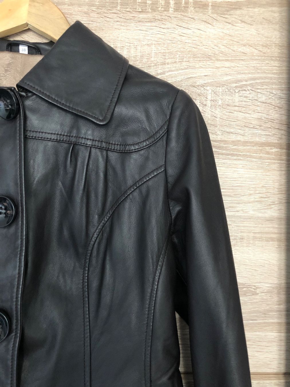 Giacche: Veste en cuir – Usato da Lausanne venduto da naranjo 1