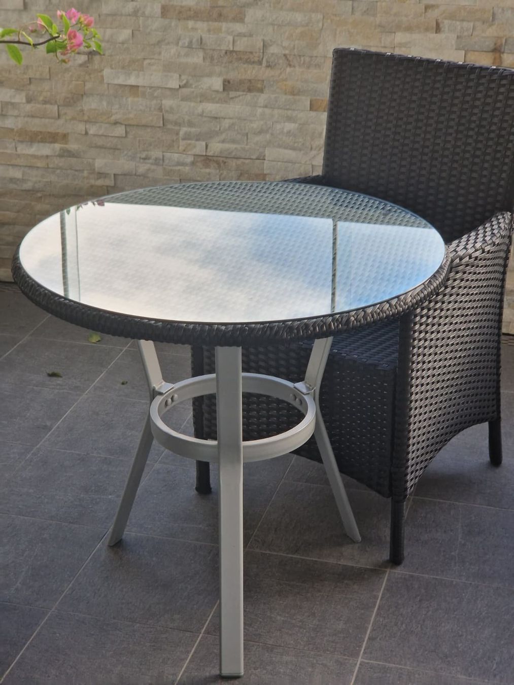 Set di tavolo e panche: Gartentisch / Stühle – Usato da Nänikon venduto da dar_x9db 2