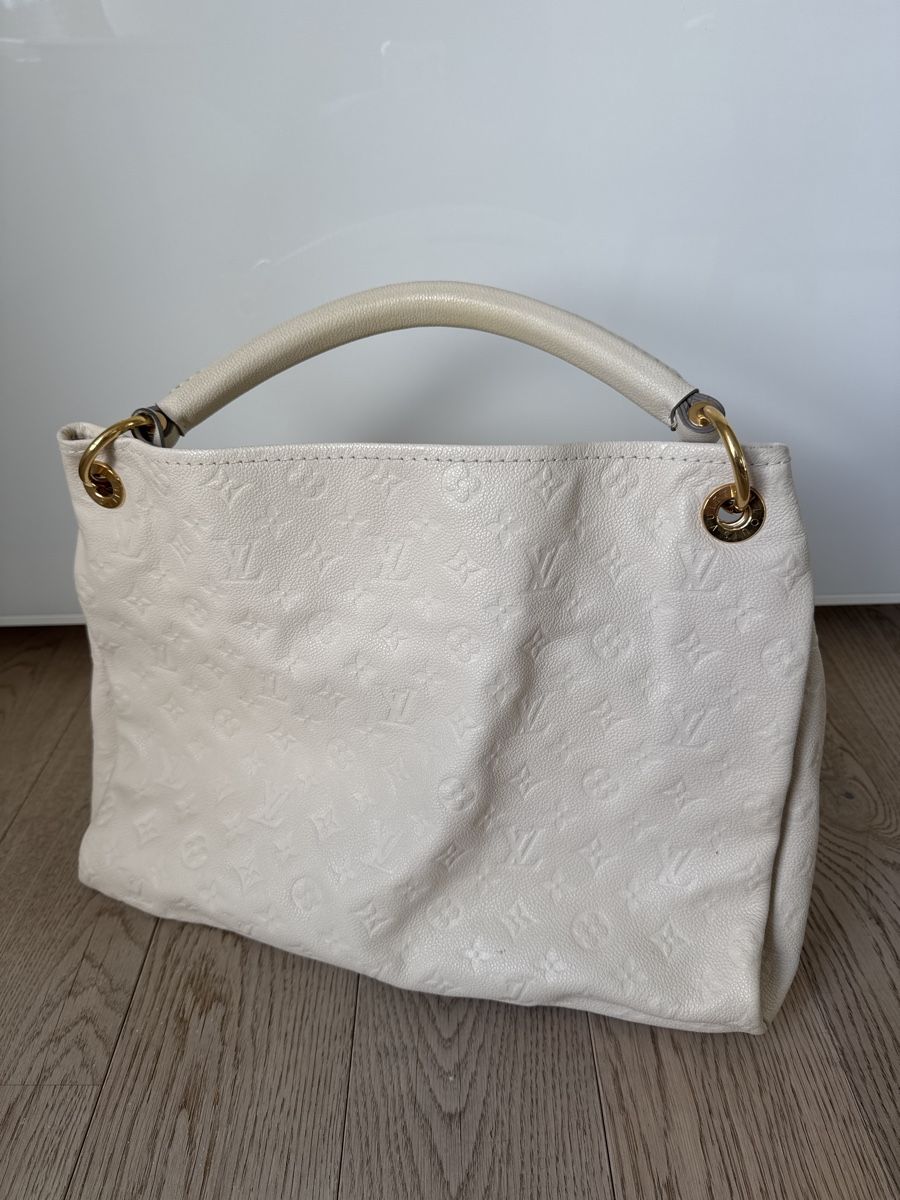 Louis Vuitton Borse da donna: Louis Vuitton Artsy creme weiss – Usato da Liestal venduto da amaroque 1