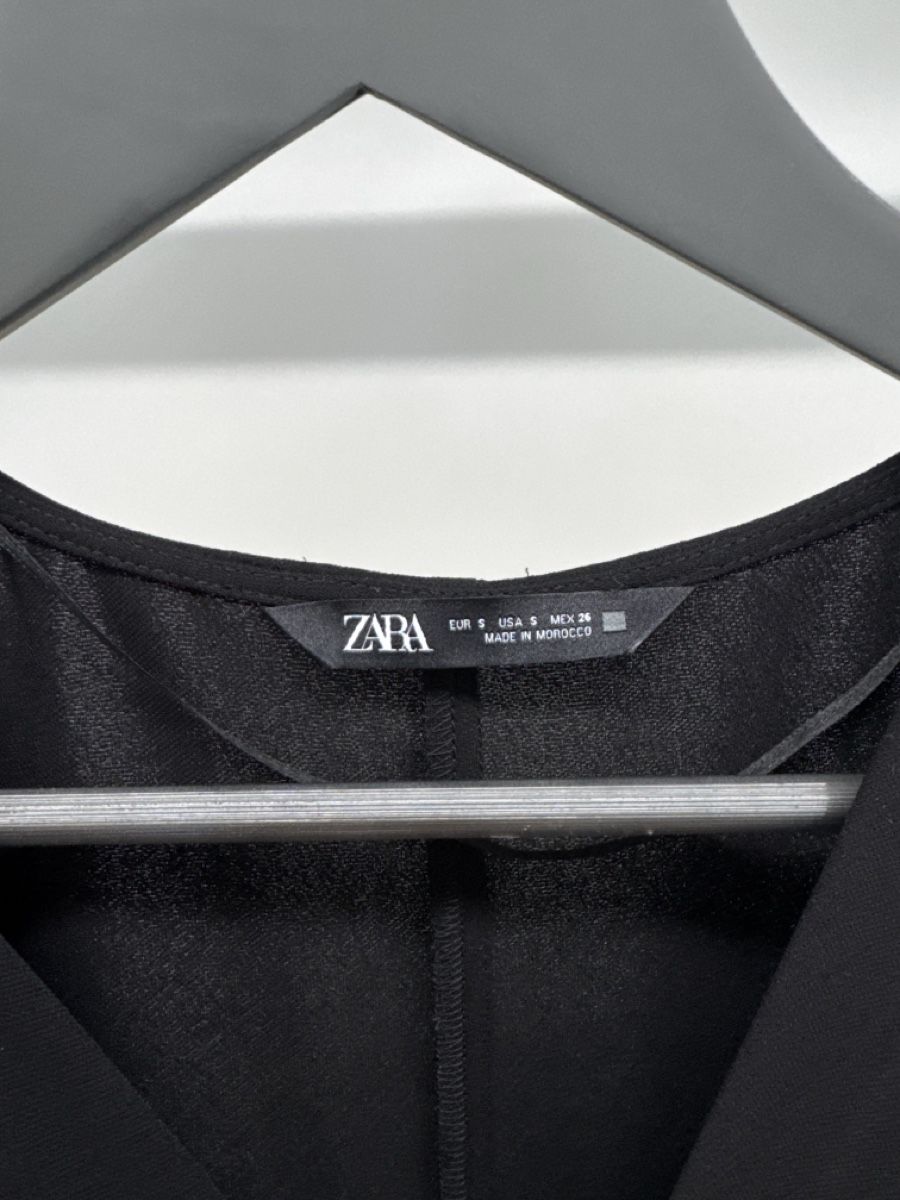 Zara Camicette: Camicetta Zara nera con nodo frontale taglia S – Nuovo (secondo la descrizione) da Uetikon am See venduto da lua_rlq2 2