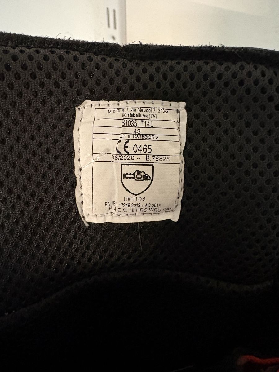 Scarpe da uomo: Forstschuh / Arbeitsschuh / Sicherheitsschuh – Usato da Grüt (Gossau ZH) venduto da Mammut079 2