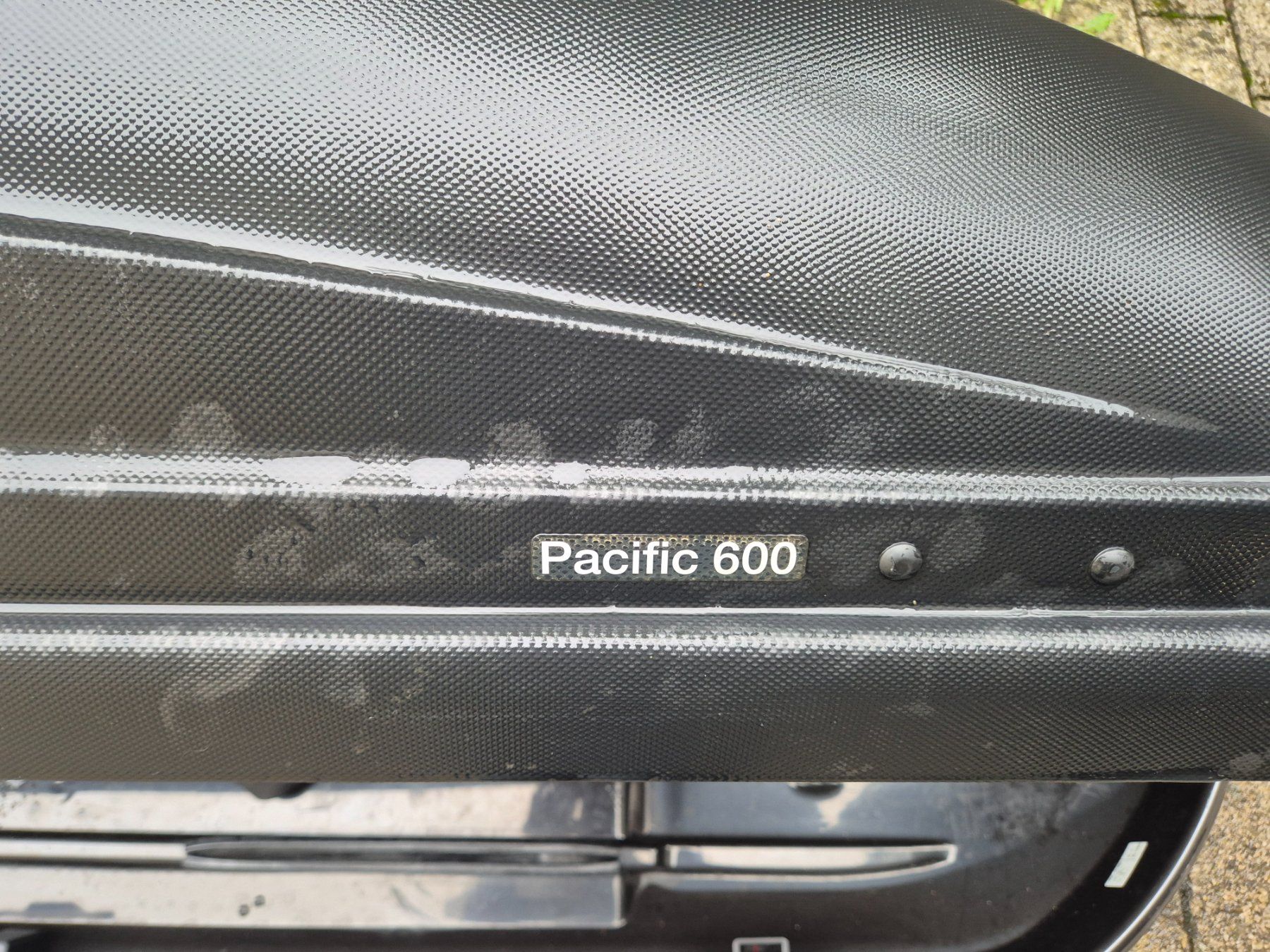 Thule Box da tetto: Thule Dachbox Pacific 600 – Usato da Degersheim venduto da Latwaerihof 3